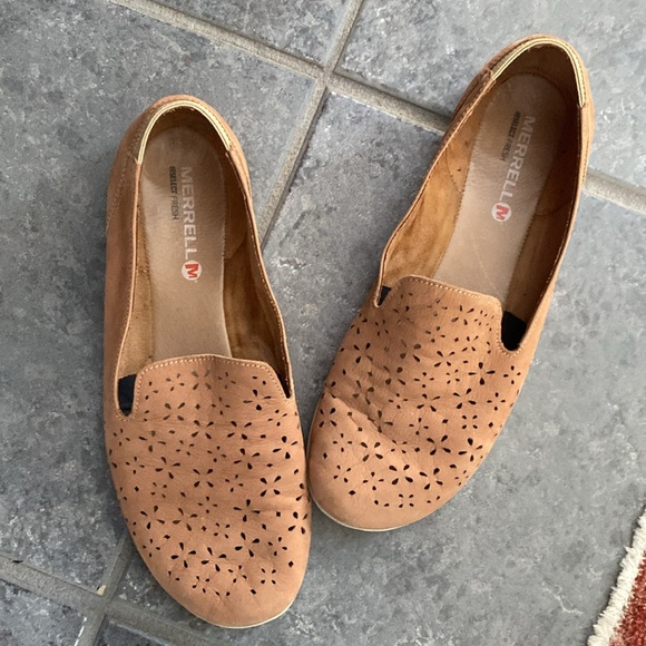 Merrell cutout Slip ons - Picture 10 of 10